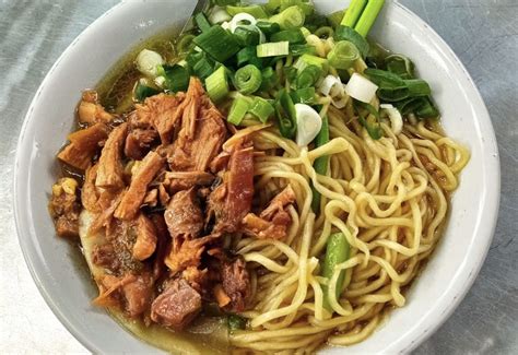 Mie Ayam 46: Rahasia Rasa yang Bikin Cilacap Makan Lebih Lama